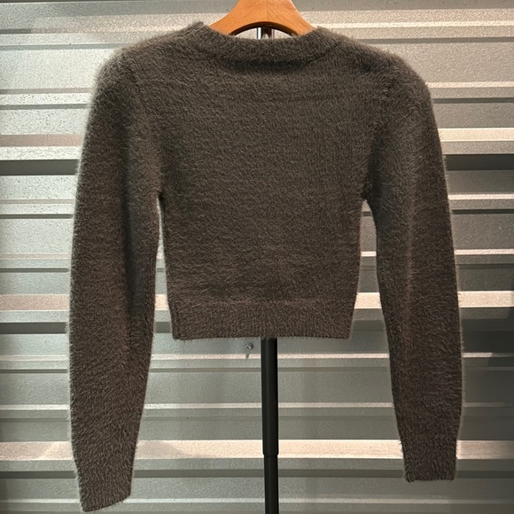 Urban Outfitters Gray Fuzzy Sweater - Picture 3 of 8